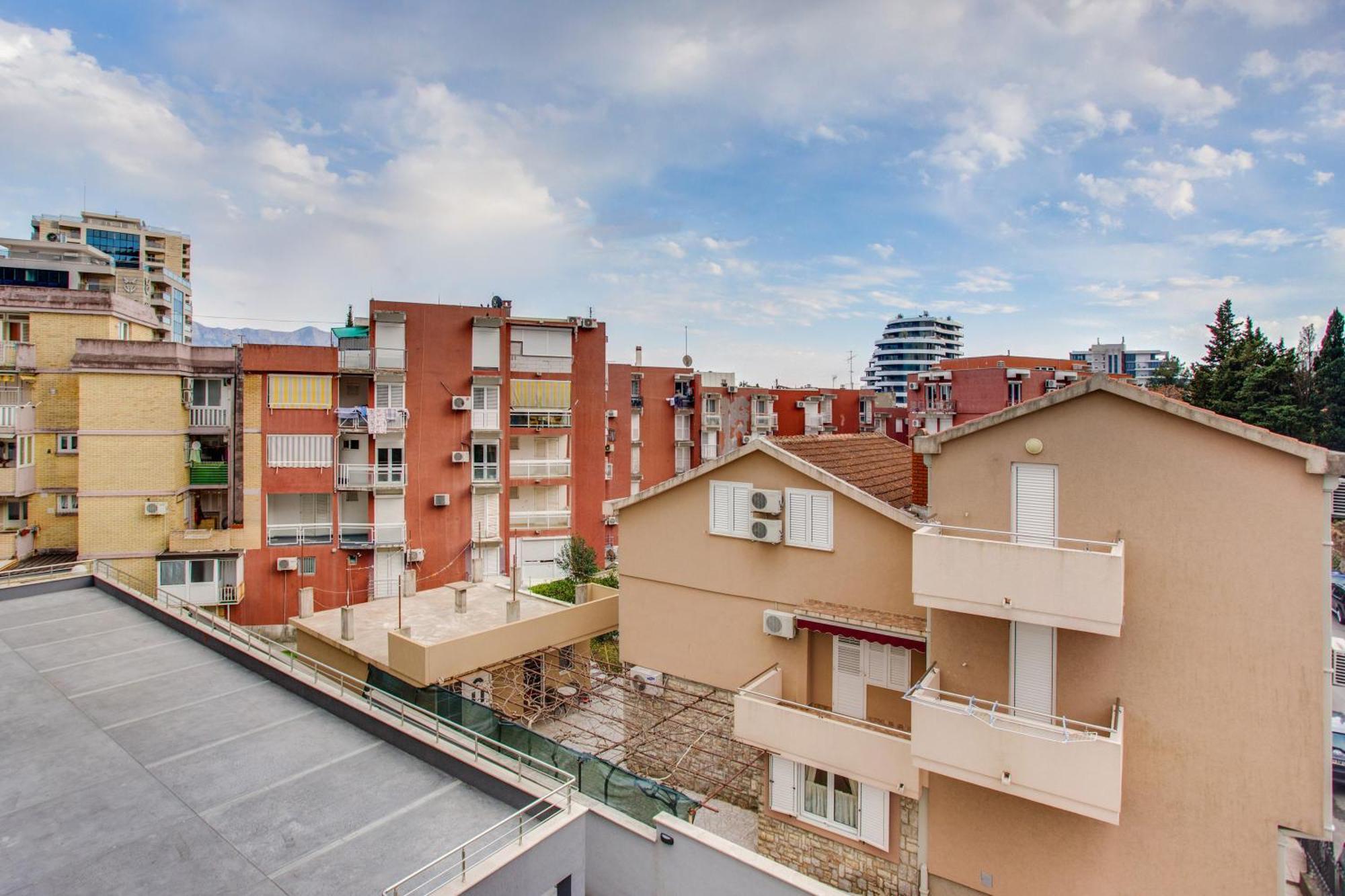 Apartments Lora 13.Jula, 15 بودفا المظهر الخارجي الصورة